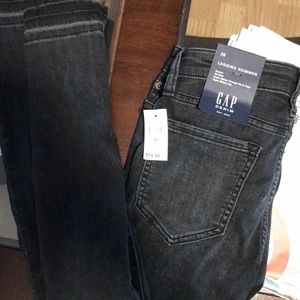 NEW WITH TAGS Gap legging skimmer jeans